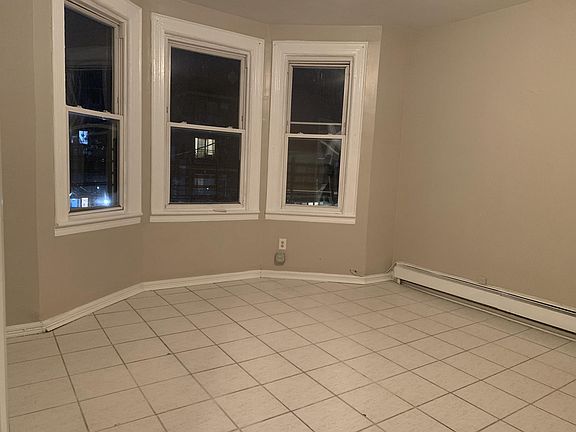 2nd image of 10423 38th Ave
