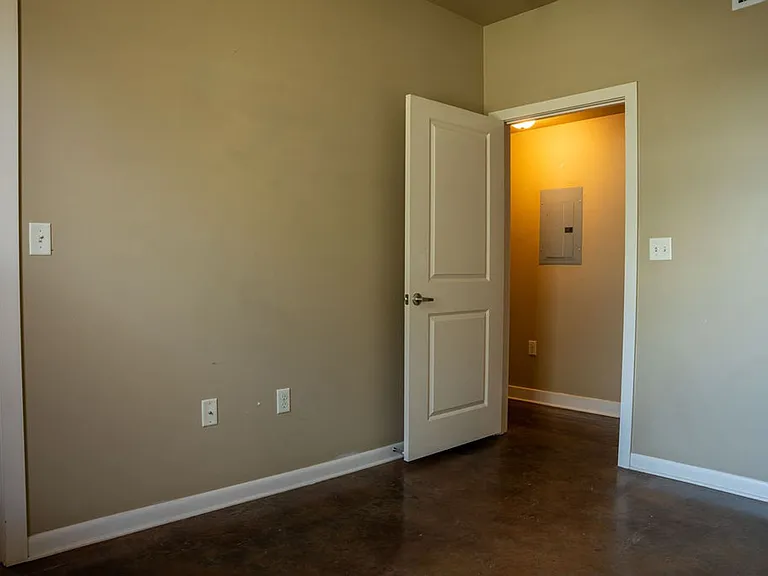 2400 MARKET PLAZA DRIVE — Photo 22