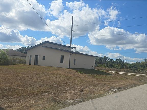 4th image of 761 Bell Blvd S