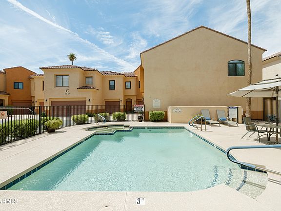 3rd image of 1102 W GLENDALE Avenue #123