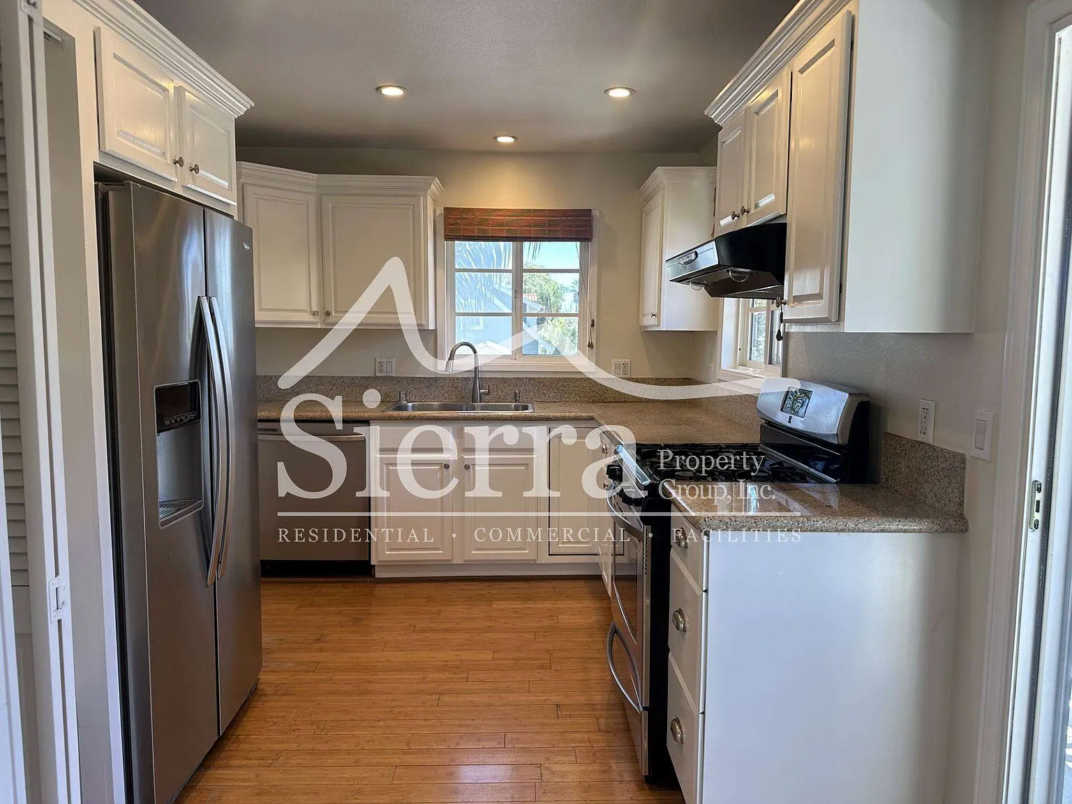 3 bed, $4,950 — Photo 4