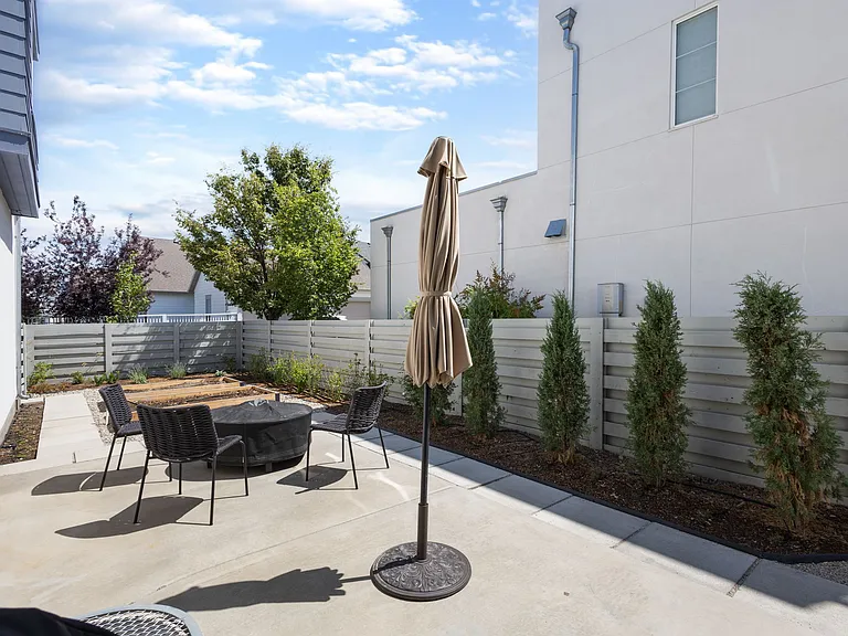 Backyard patio ft fire pit