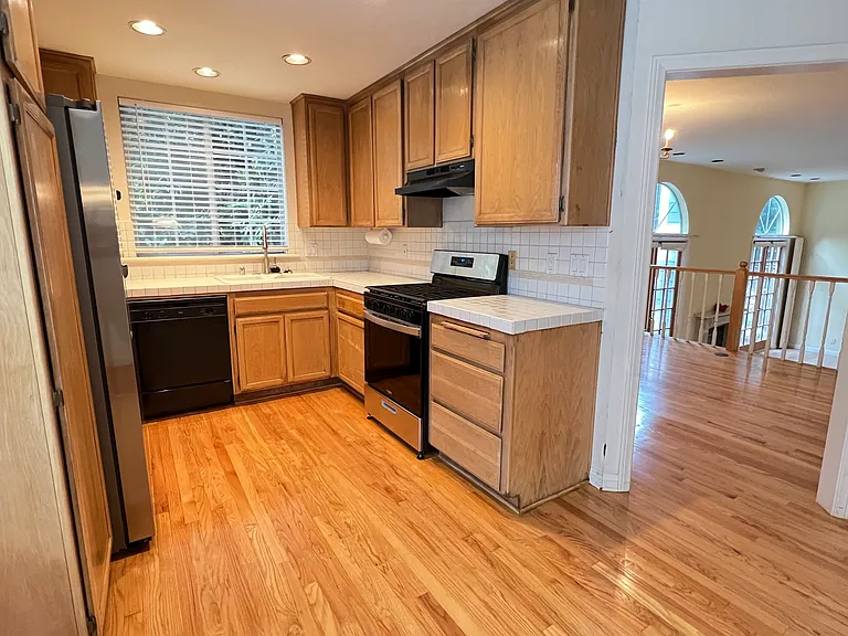 Kitchen to Den
