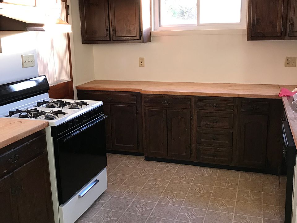 Unit 1 kitchen