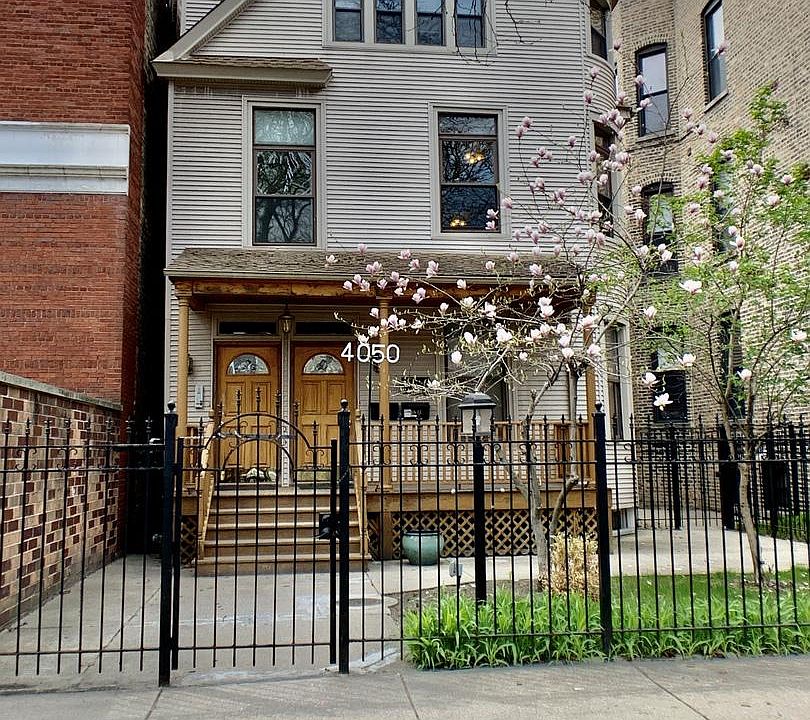1st image of 4050 N Hermitage Ave #2