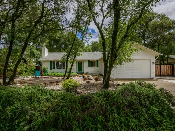 3480 La Canada Dr, Cameron Park, CA 95682