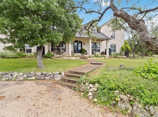 111 Kendall Oaks Dr, Boerne, TX 78006