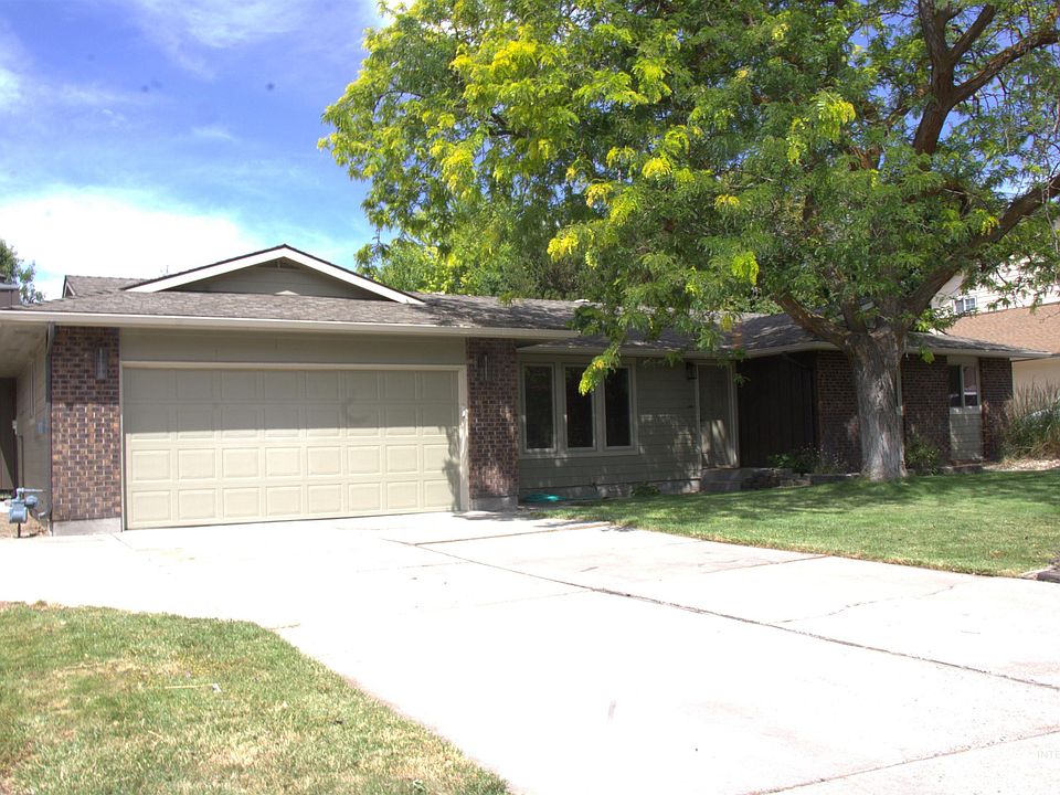 1st image of 513 Ridge Way