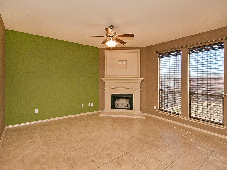 3205 Buckthorn Ln — Photo 7