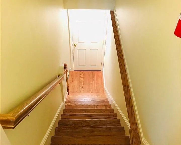 52 Cadogan Way — Photo 3