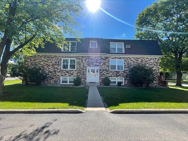 1st image of 1412 Willow St