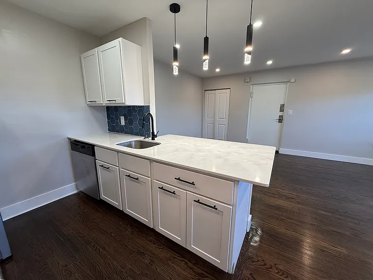 PALMETTO APARTMENTS — Photo 34