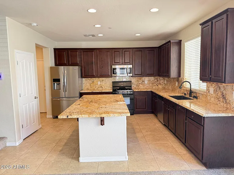 9237 W Coolbrook Ave — Photo 35