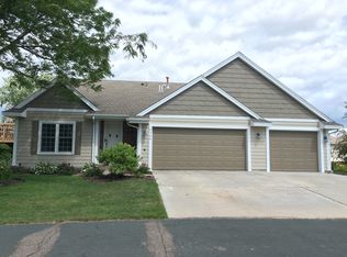 8488 Pineview Ln N, Maple Grove, MN 55369