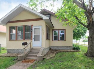 2700 Queen Ave N, Minneapolis, MN 55411