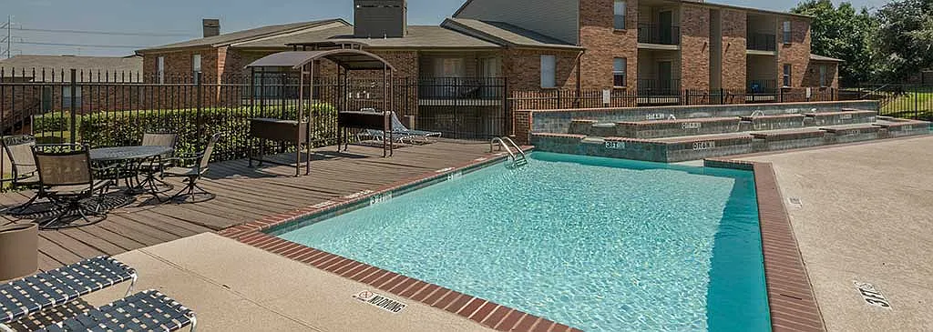Sugar Creek Apartments — Photo 3