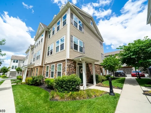 82 Truman Dr, Wood-Ridge Boro, NJ 07075