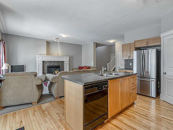 4th image of 177 W Cougartown Cir SW