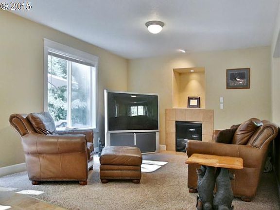 5th image of 21915 NE 399th St