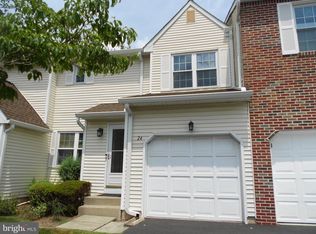 24 Revere Ct, Ewing, NJ 08628