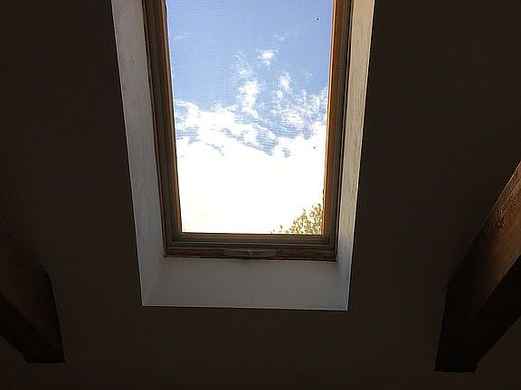 3rd image of 32 Barbaras Way