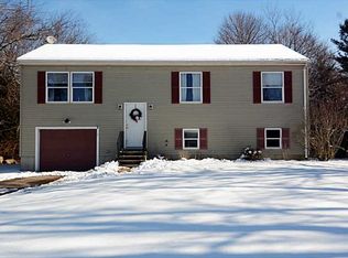 1 David Ave, Westerly, RI 02891