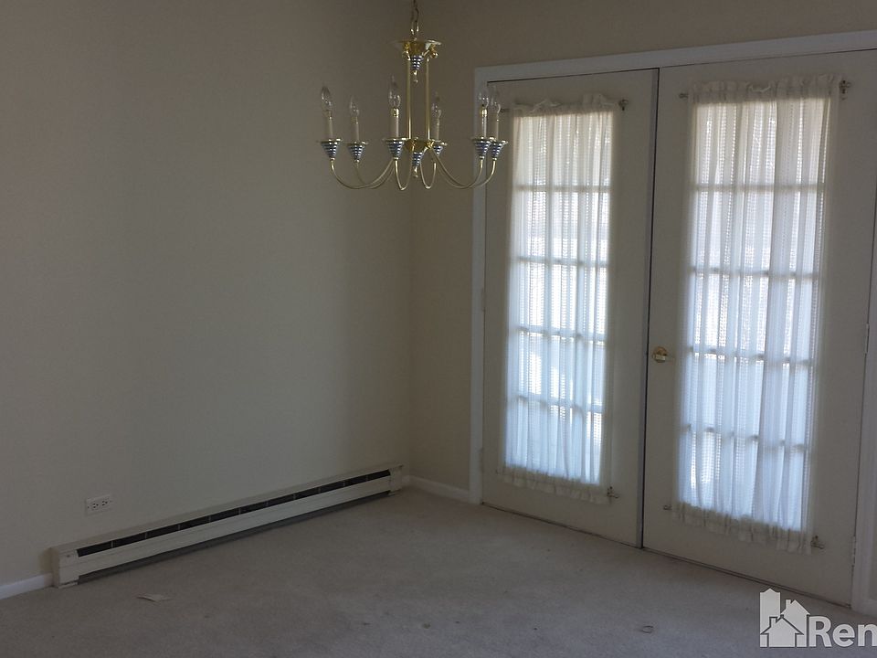 1st image of 7207 Stratford Cir