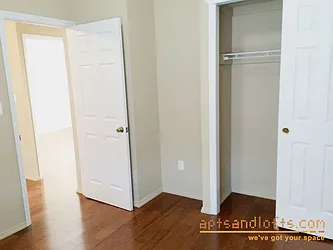 Rented by aptsandlofts.com