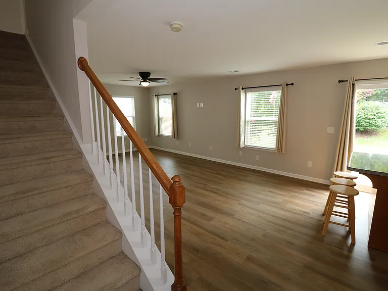 4022 Linsbury Ct — Photo 24