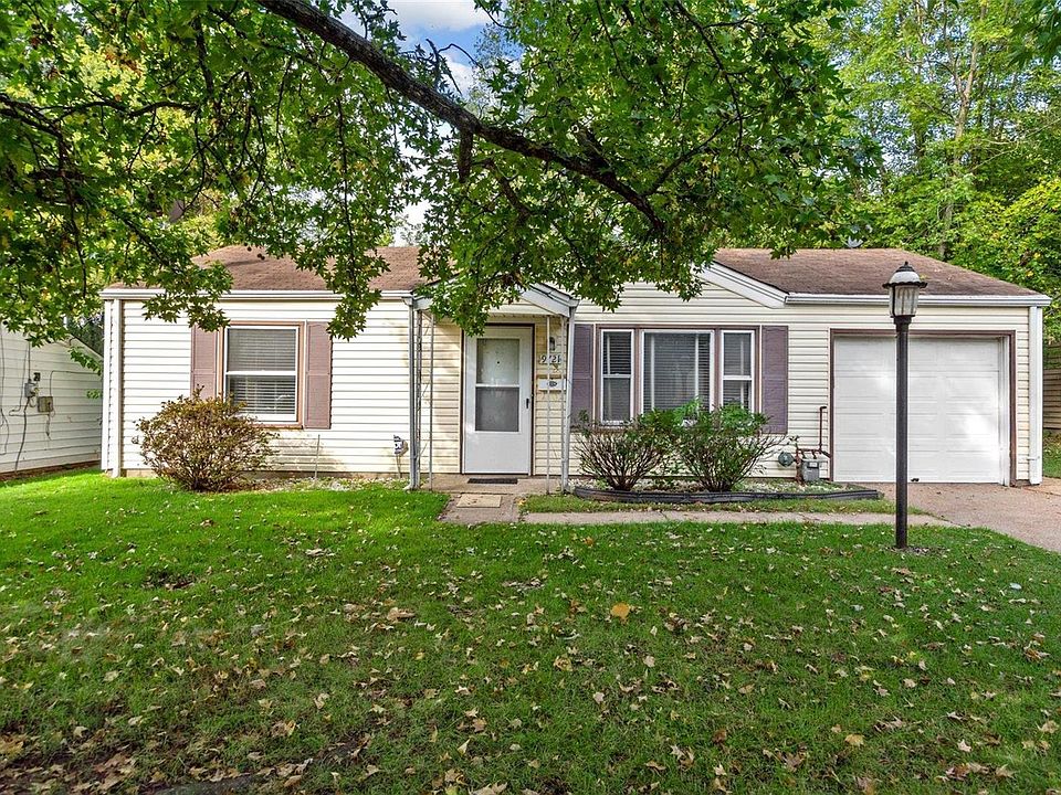 1st image of 9721 Lorna Ln