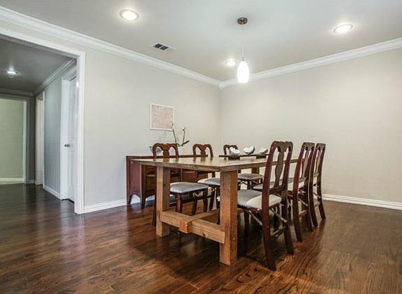 4th image of 10338 Country Club Dr