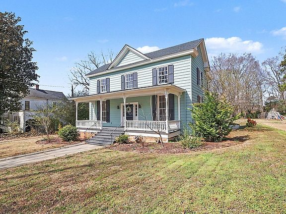 2nd image of 321 E Branch St