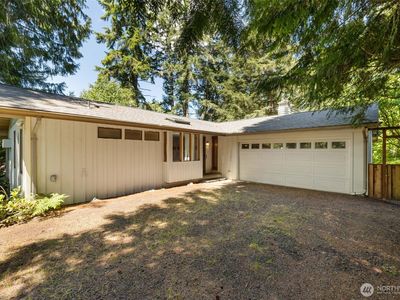 31 E Village View Drive, Allyn, WA, 98524