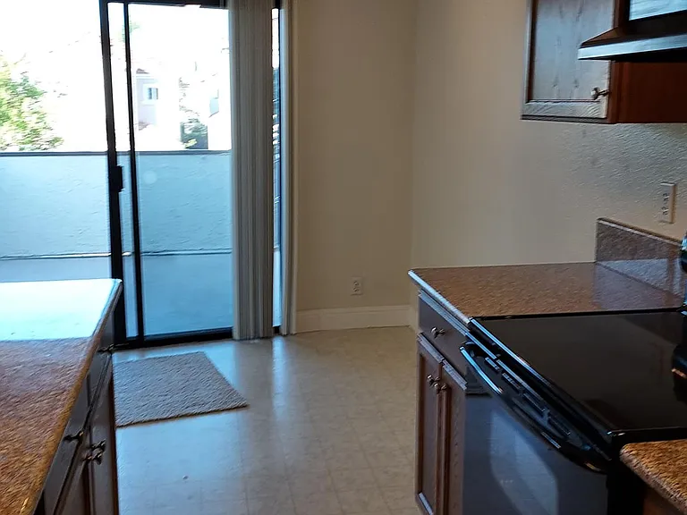 4954 Canto Dr — Photo 5