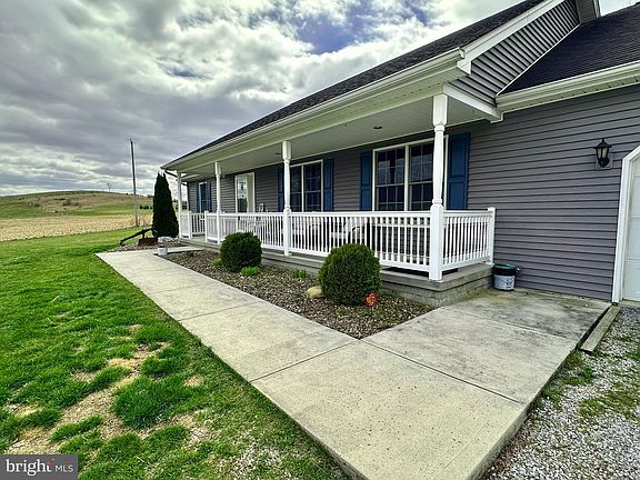 3rd image of 485 Woodbury Pike