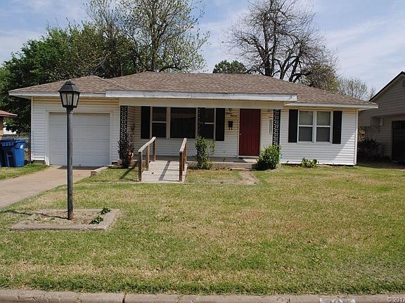 5th image of 1211 E Osage Ave