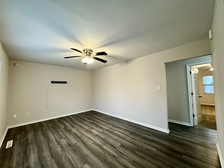 517 Aragona Blvd — Photo 13
