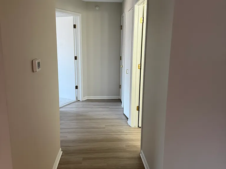 7307 N Port Washington Rd #208 — Photo 10