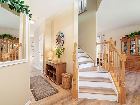 3rd image of 1816 Oleander Ct