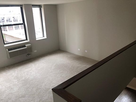 3rd image of 360 W Illinois St APT 9A