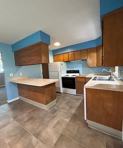 309 Renker Rd — Photo 3