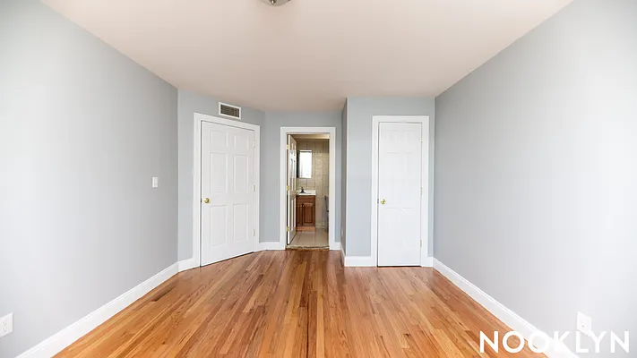 Rented by Nooklyn NYC LLC | media 4