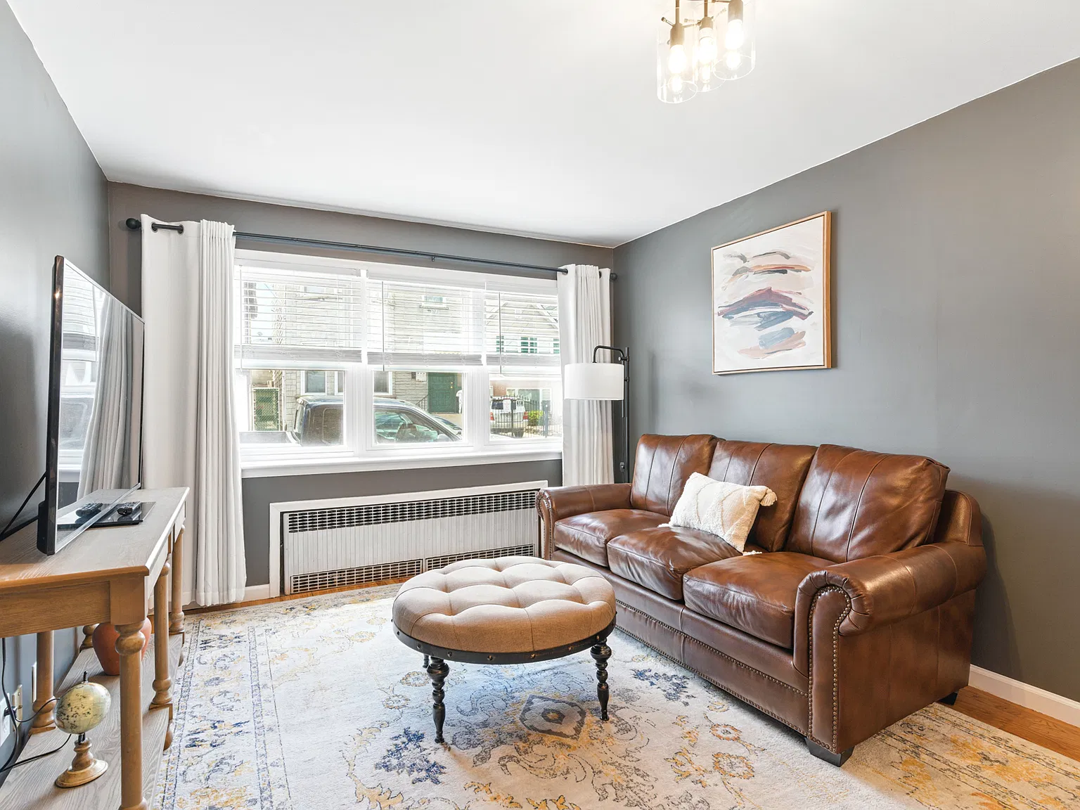 2 bed, 1200 sqft, $2,500 — Photo 1