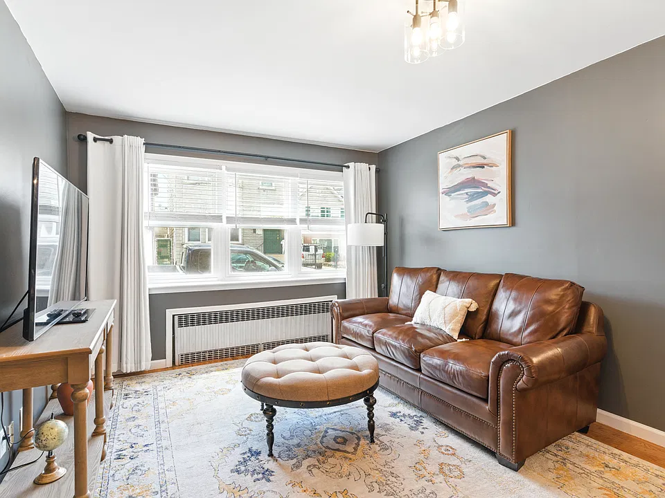 64 Elm Rd