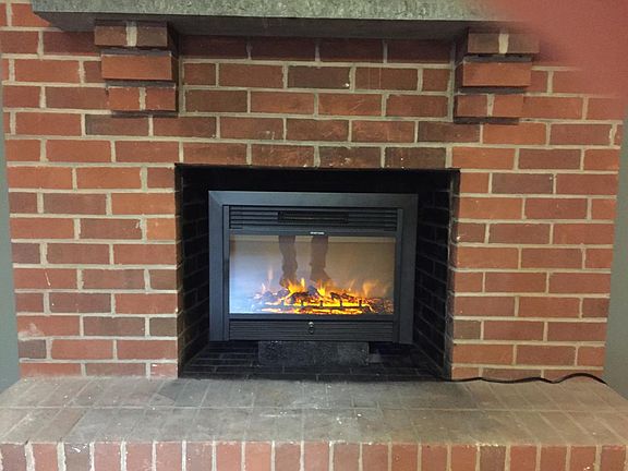 Electric Fireplace/Heater