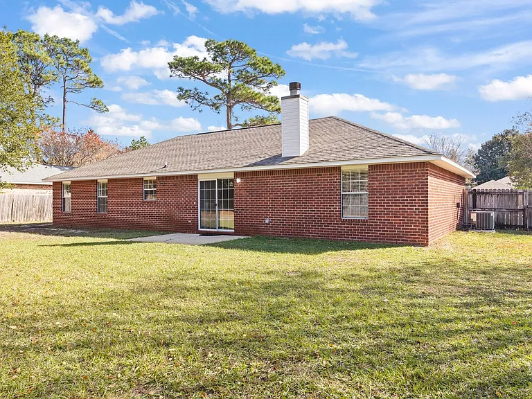 4407 Southminster Cir — Photo 31