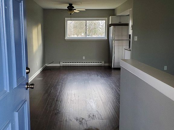 2nd image of 46743 Shelby Ct