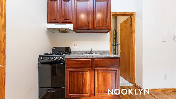 Rented by Nooklyn NYC LLC | media 16