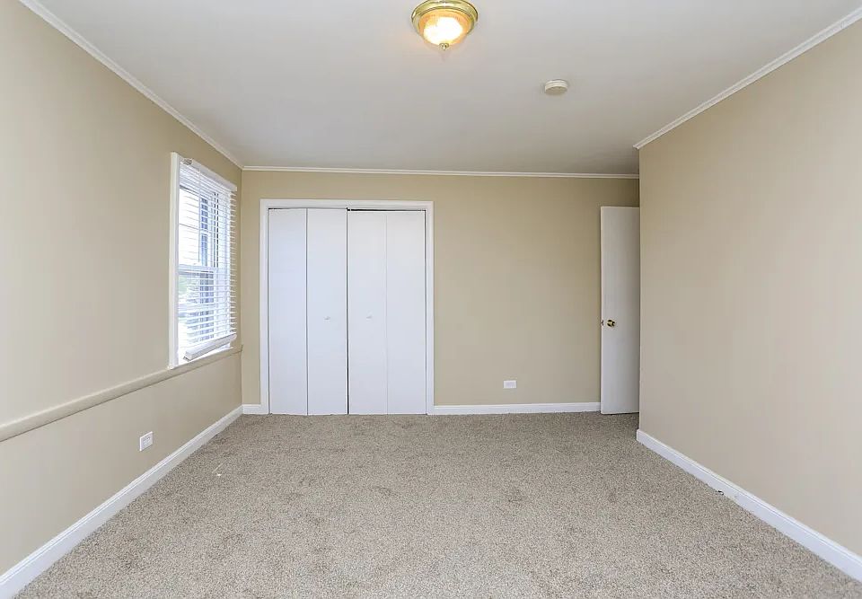 1st image of 22 Annandale Dr