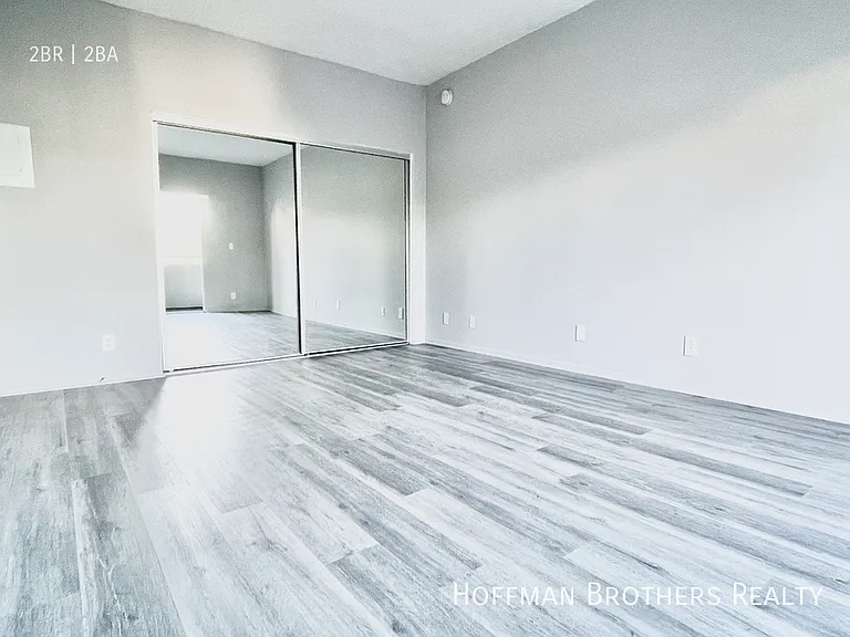 11223 Richland Ave #302 — Photo 11